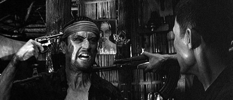 still-of-robert-de-niro-in-the-deer-hunter-large-picture bn